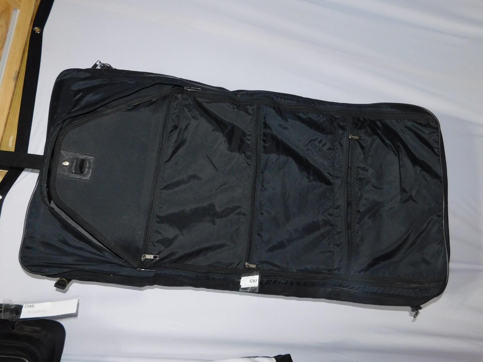 Dynamic Design Garment Bag 43x22x5 black