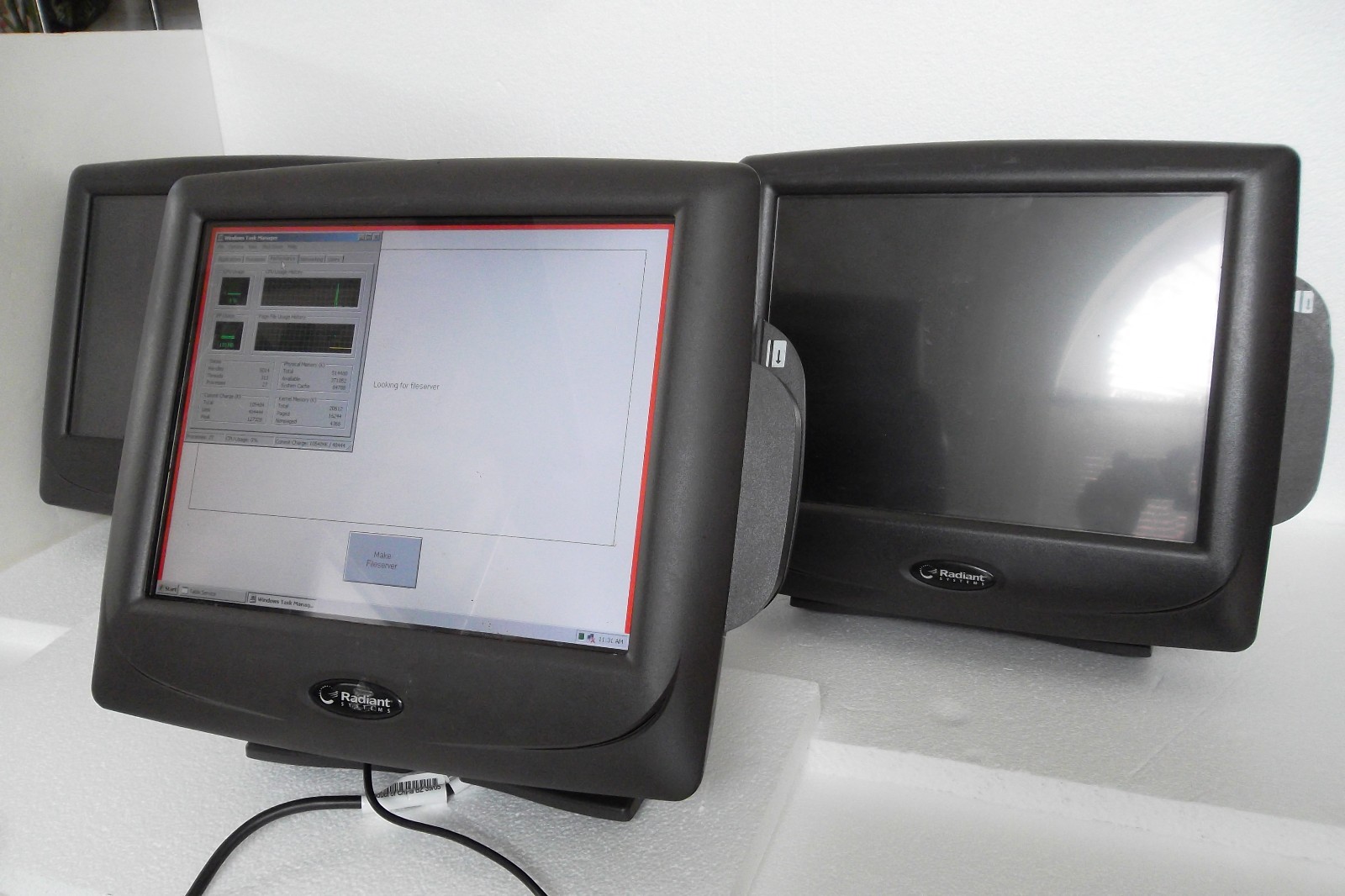 Radiant Systems P1550 15" Touchscreen POS/Retail PC Intel 1.2MB XP w/Card Reader