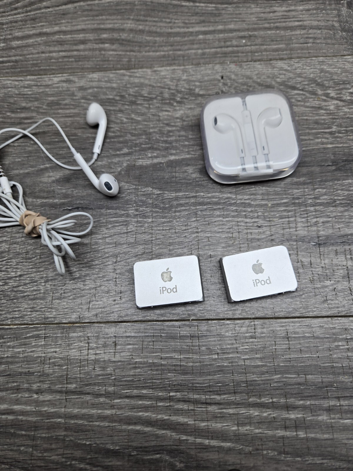 Bundle Of 2 Ipod Shuffle Silver Untested With Headphones