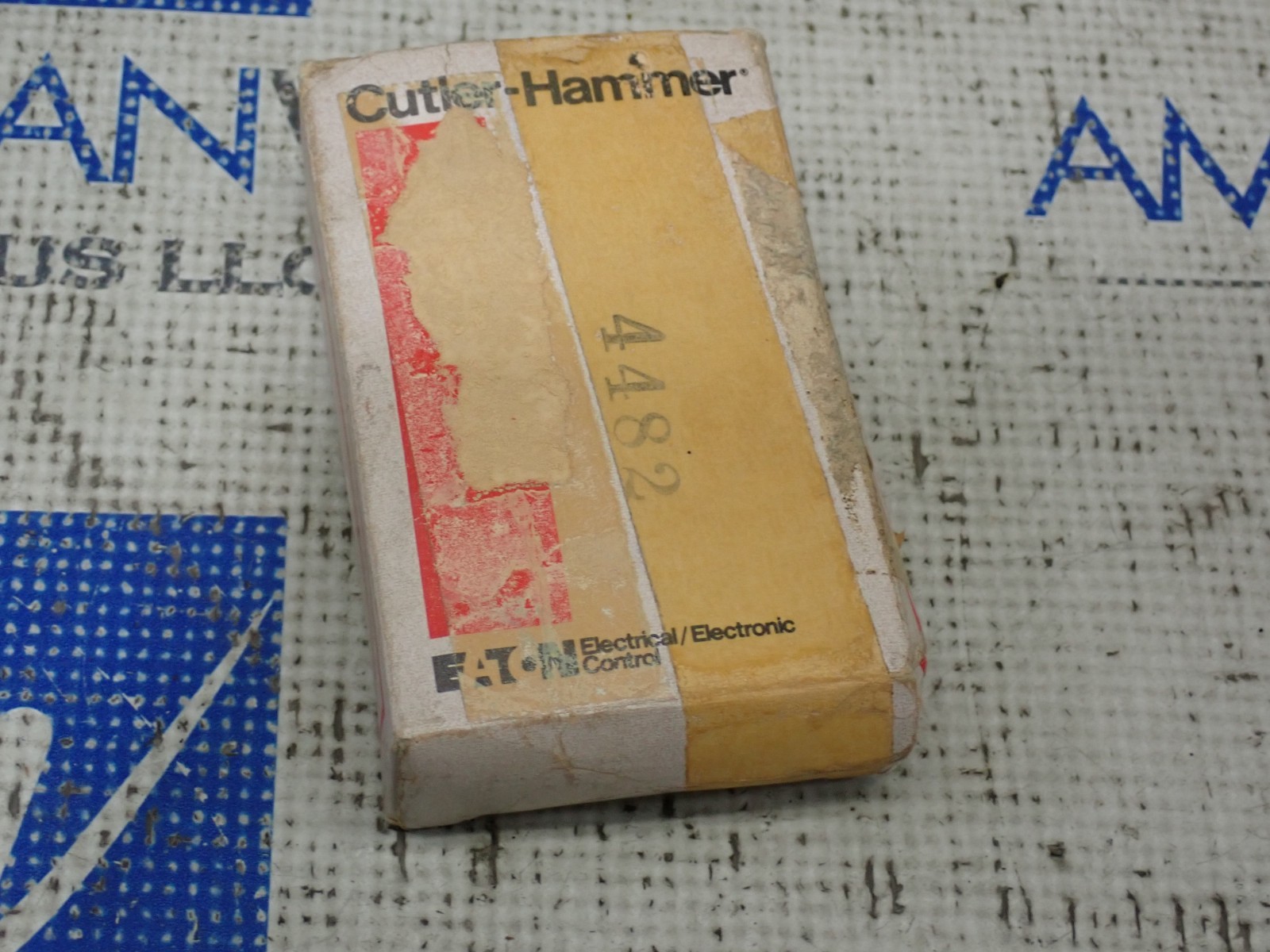 Cutler Hammer 10933H7 Auxiliary Contact For Size 2,3,4,&5 600V New