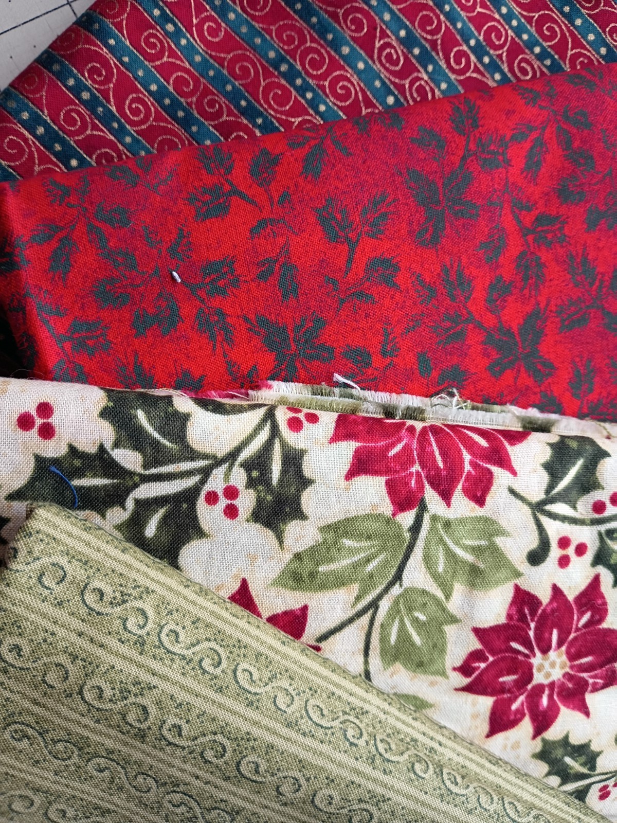 Christmas Print Cotton Fabric Bundle