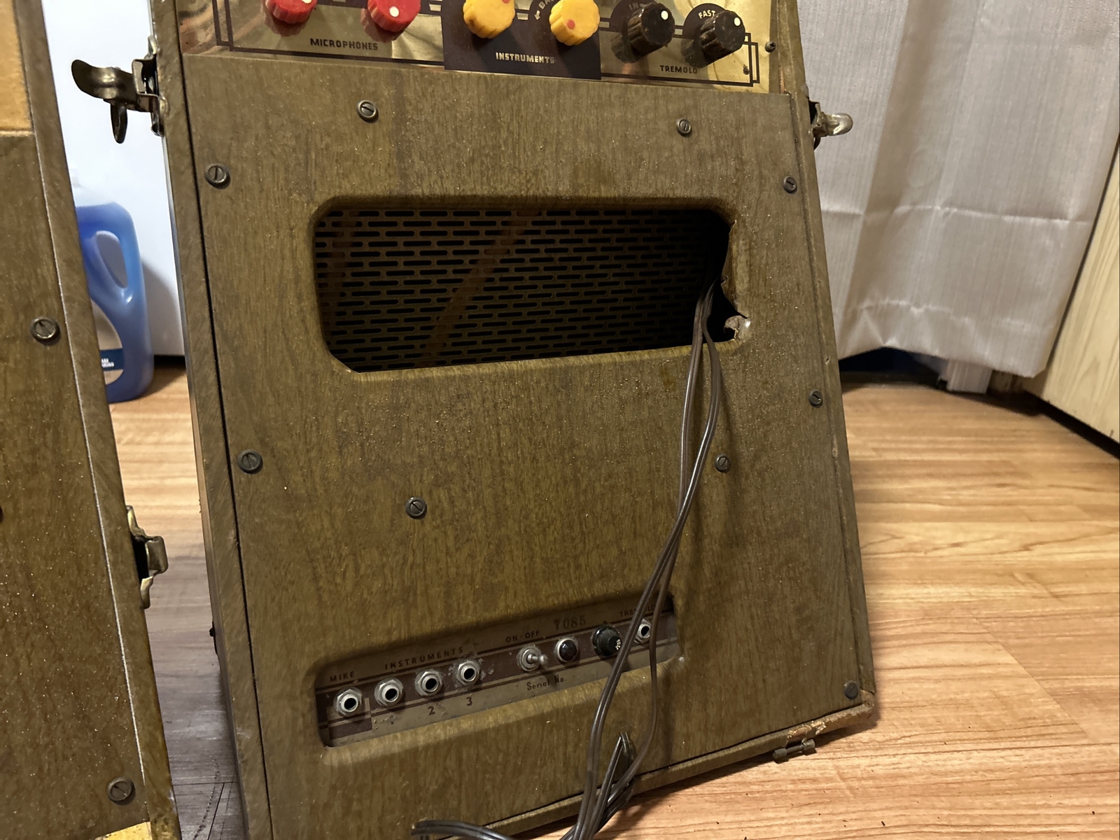 1956 Premier Model 76 Guitar Amplifier