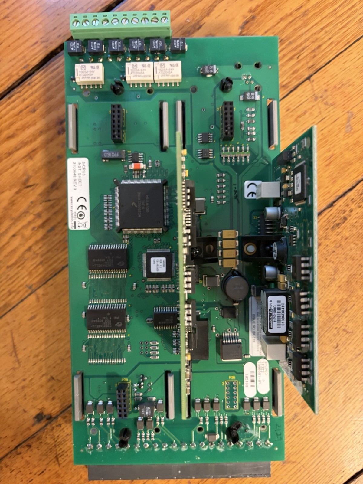 Edwards Est 3-CPU 3-LCD , With 232 And 485