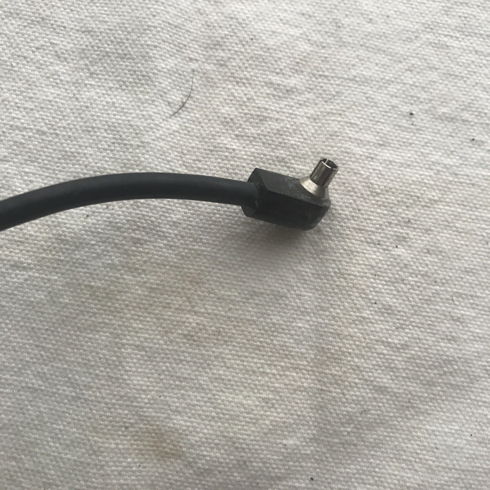 2 vintage Speedotron Sync Cords para-mount Untested