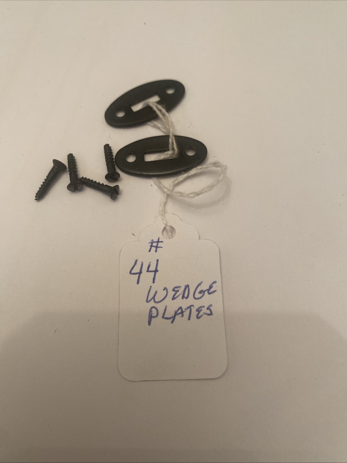 Wedge Plates with Screws