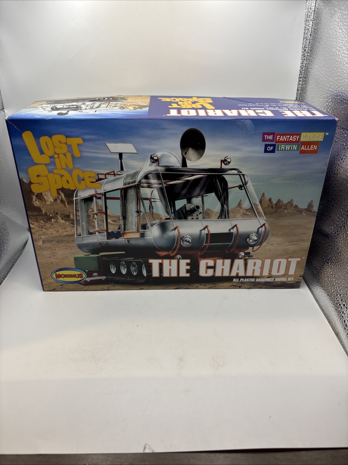 Moebius 902 Lost in Space Space Chariot 1/24 Scale Plastic Model Kit