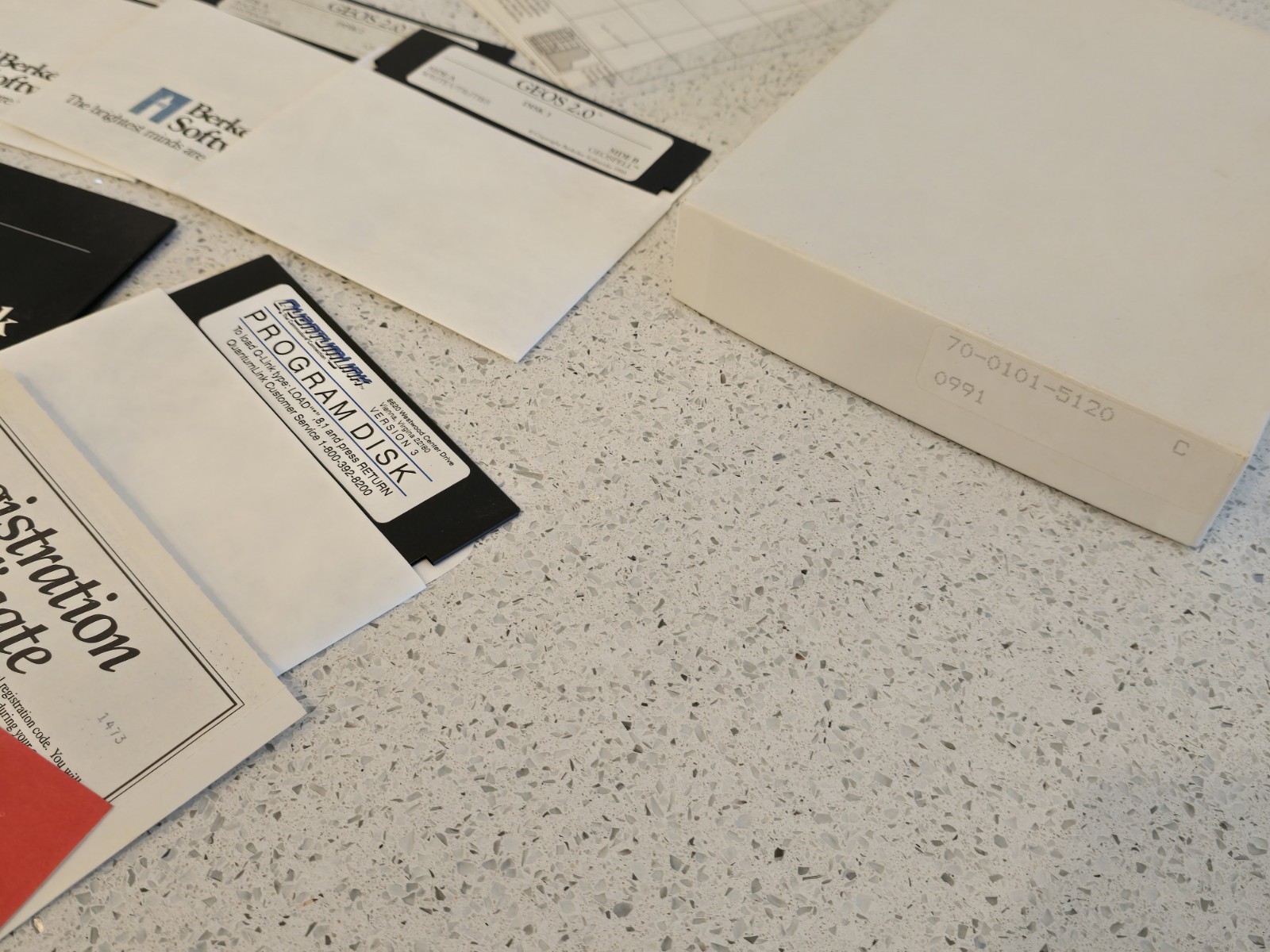 GEOS 2.0 Commodore 64 128 64C Operating System w/ Box Manuals Paperwork 80s