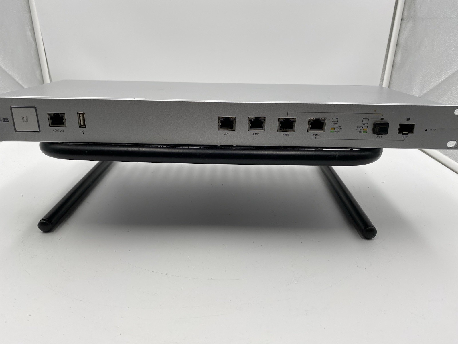 Unifi USG-PRO-4 Security Gateway with 4xRJ45 2xSFP Ports