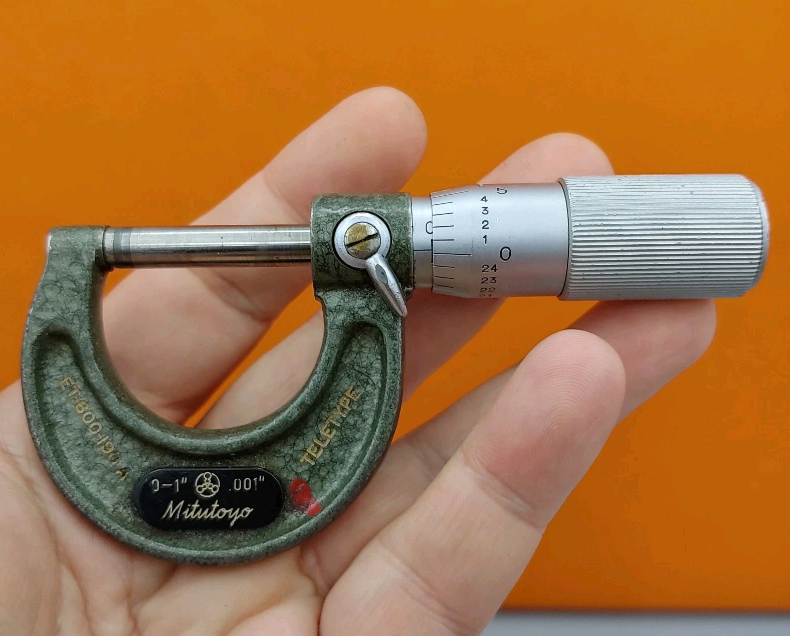 Mitutoyo Micrometer Teletype Corp w/ Friction Thimble.0001” 103-127 0-1” Japan
