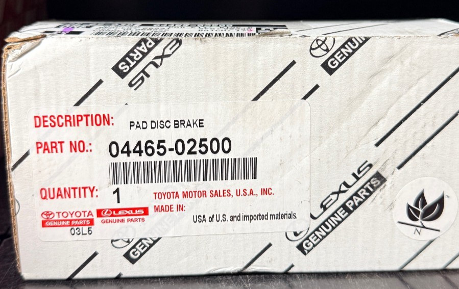 LEXUS/TOYOTA FRONT BRAKE PADS 04465-02500