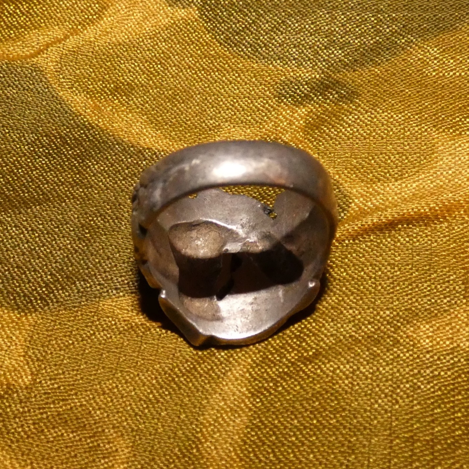Original WW2 Period General Douglas MacArthur Sterling Silver Ring