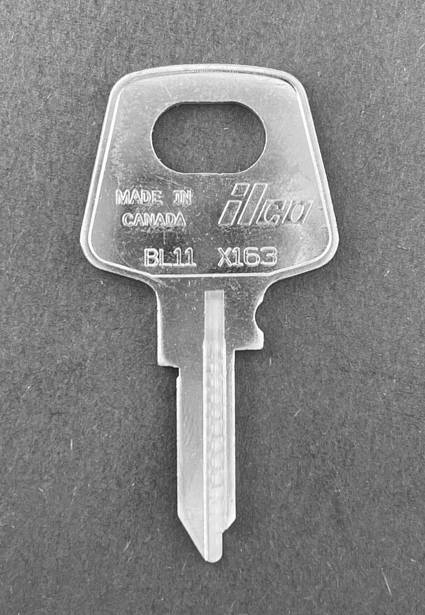 Lots of X163 BL11 Type Key Blanks for Volvo/Mack