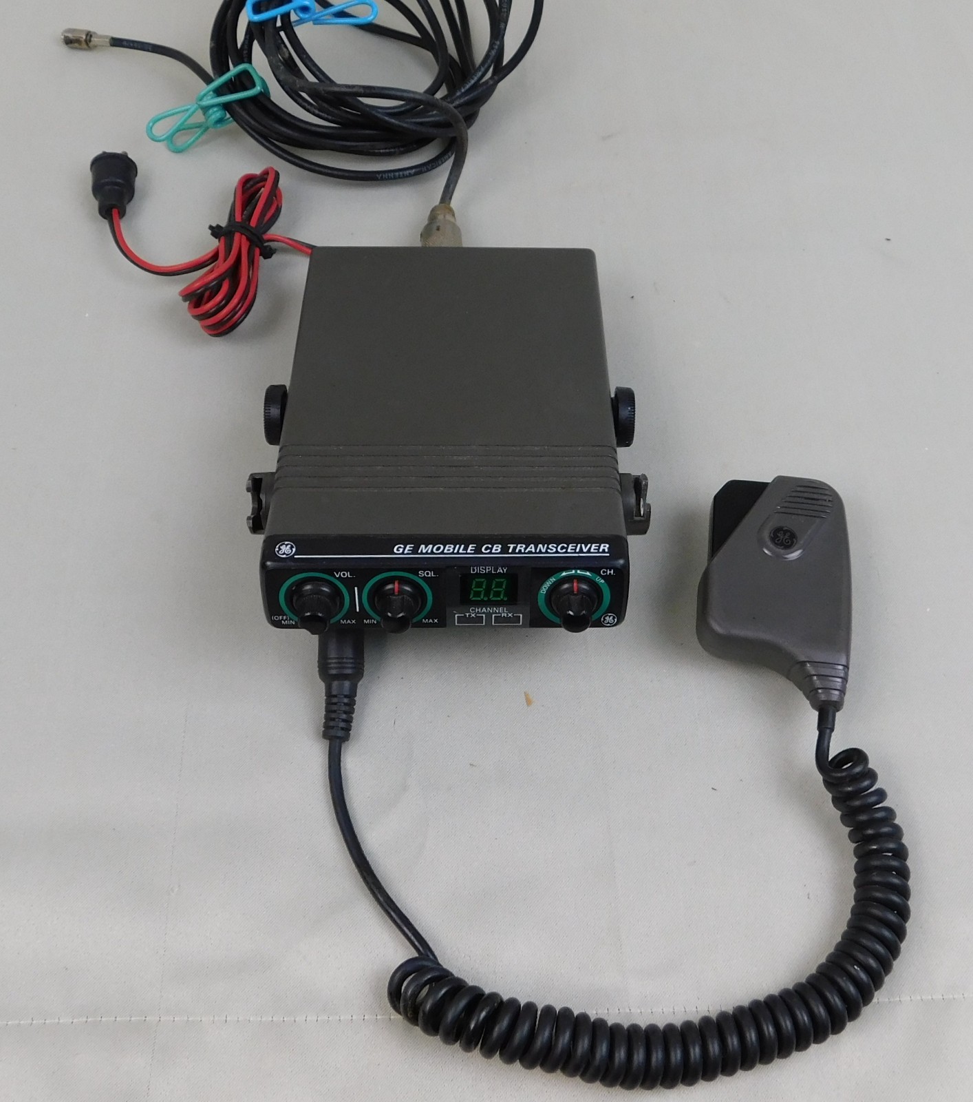 Vintage General Electric Compact GE Mobile CB Transceiver Untested #C620