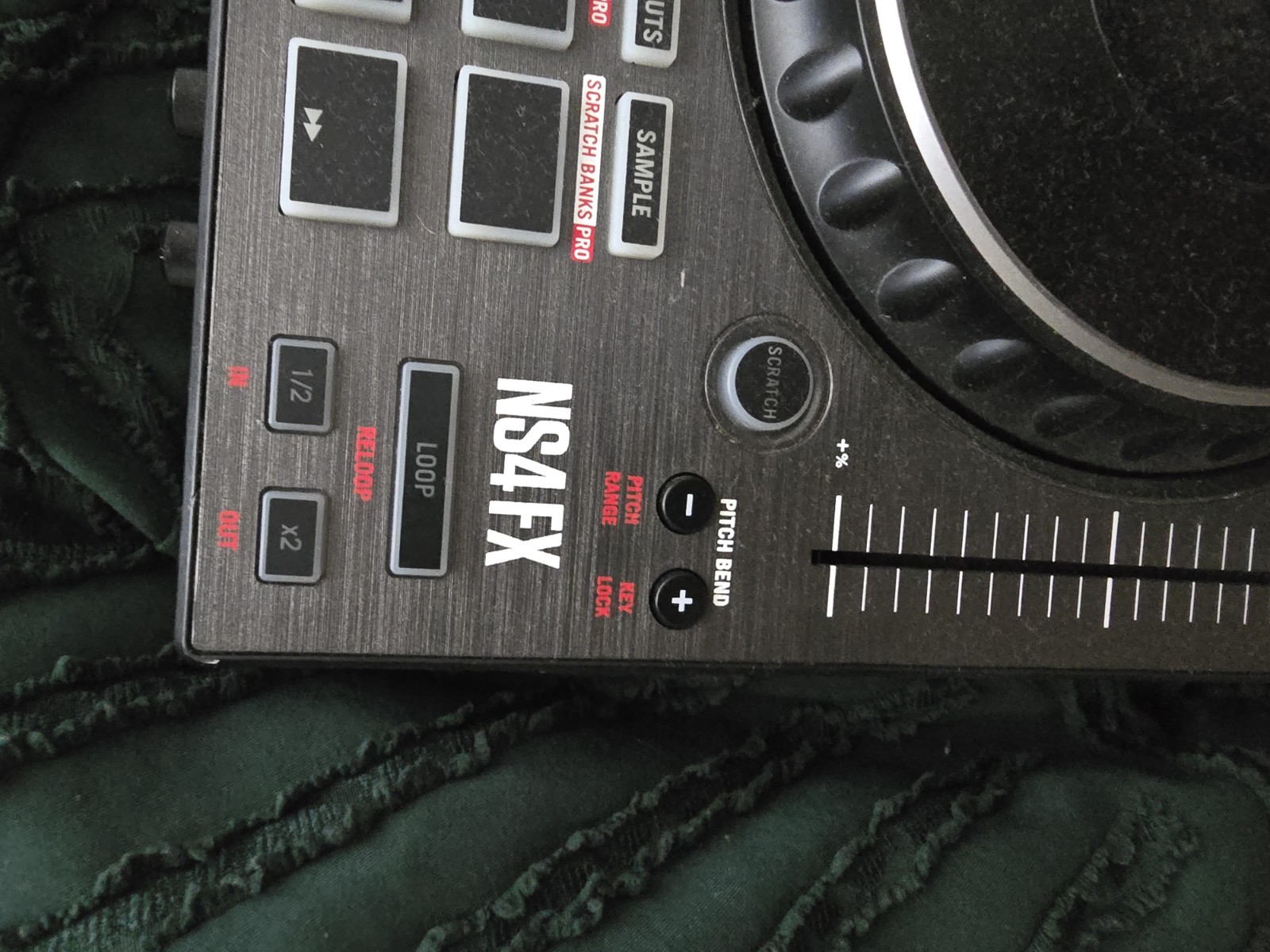 Numark NS4FX 4-Channel DJ Controller