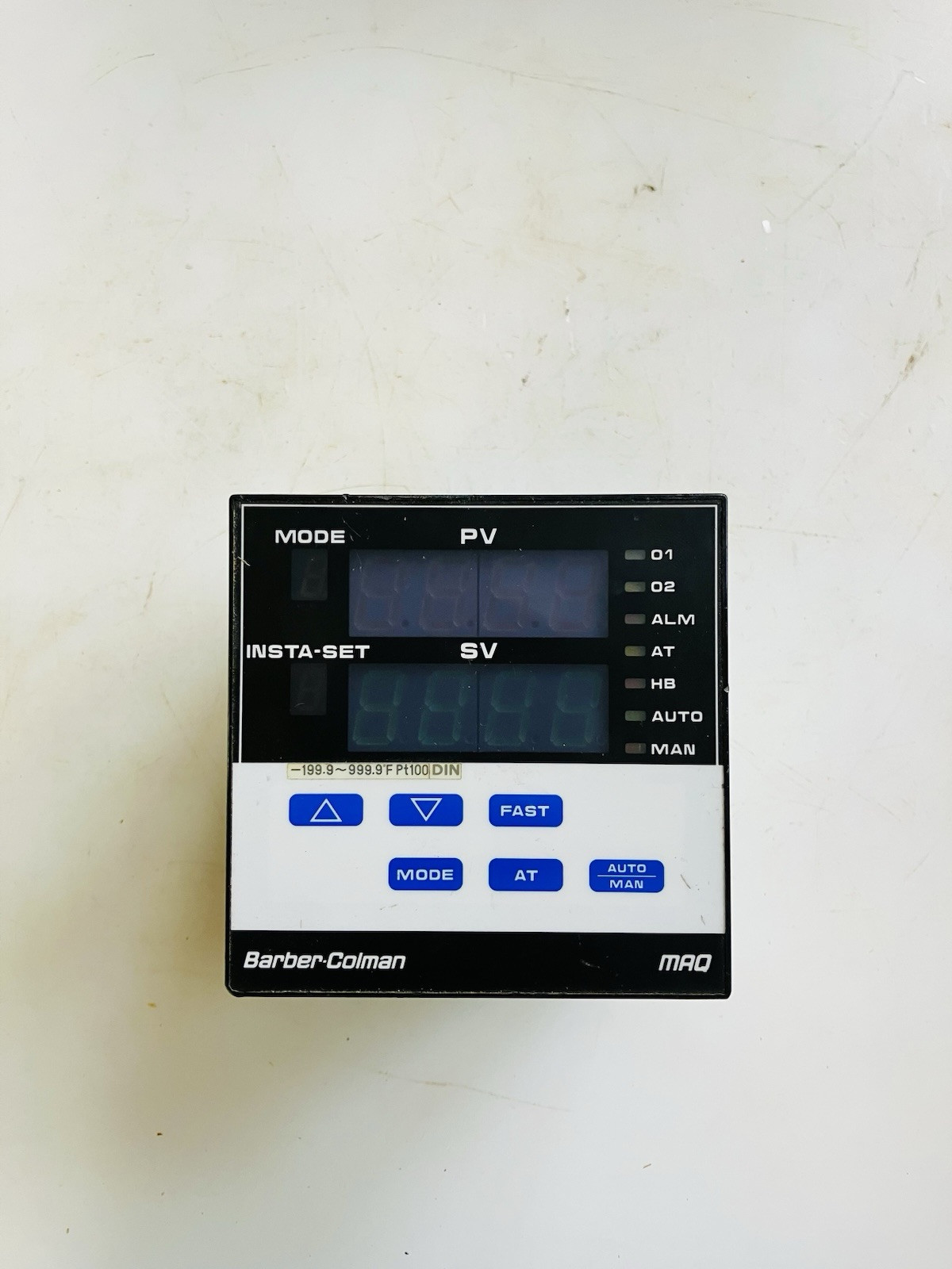 Barber-Colman MAQ3-03201-000-0-00 Temperature Controller