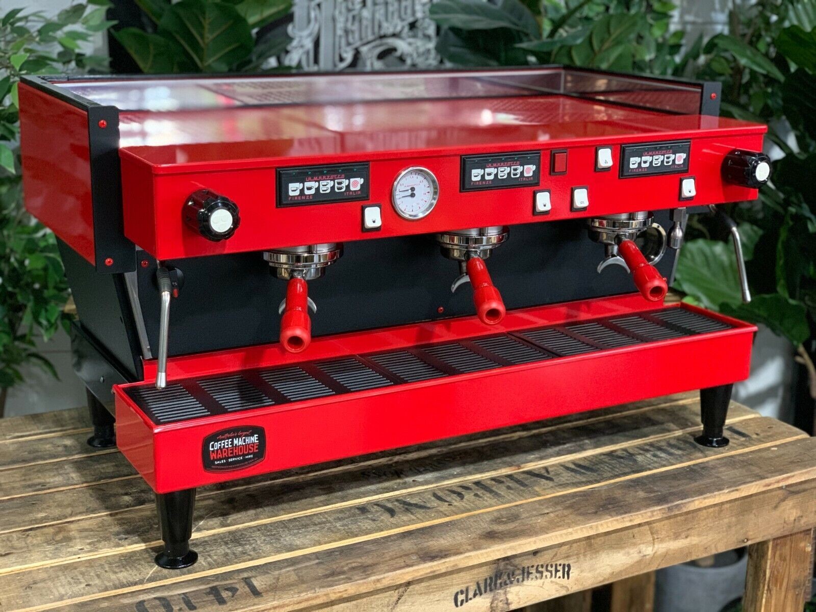 LA MARZOCCO LINEA CLASSIC 3 GROUP RED & BLACK ESPRESSO COFFEE MACHINE COMMERCIAL