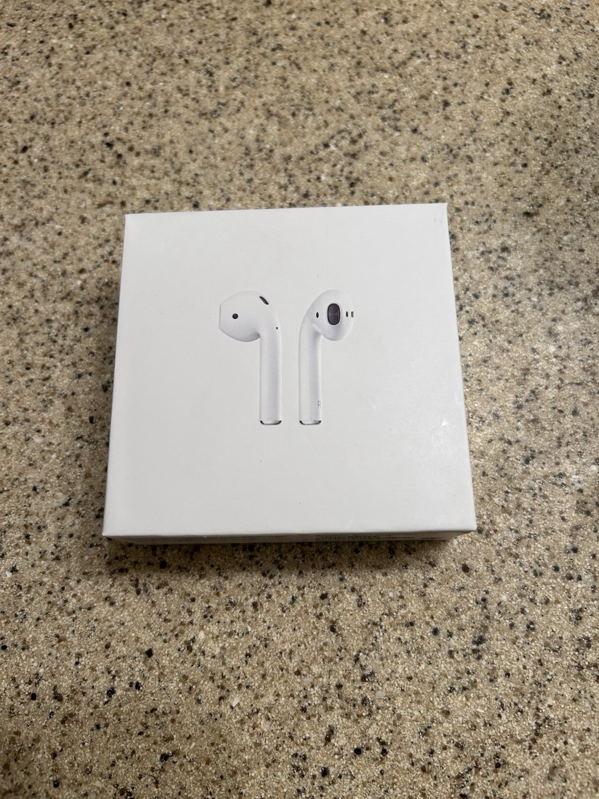 AirPods 2nd Generation with Charging Case - White - New Sealed.