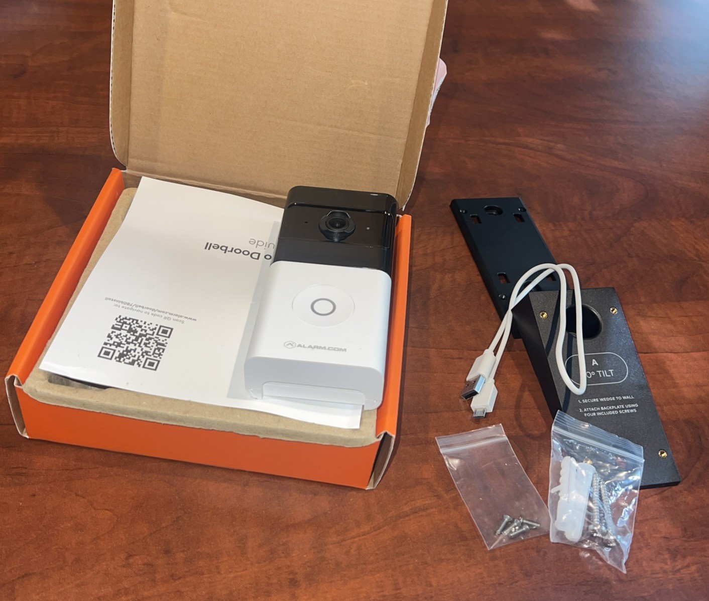 Alarm.com Smart Wireless Doorbell Chime Kit ADC-VDB780B