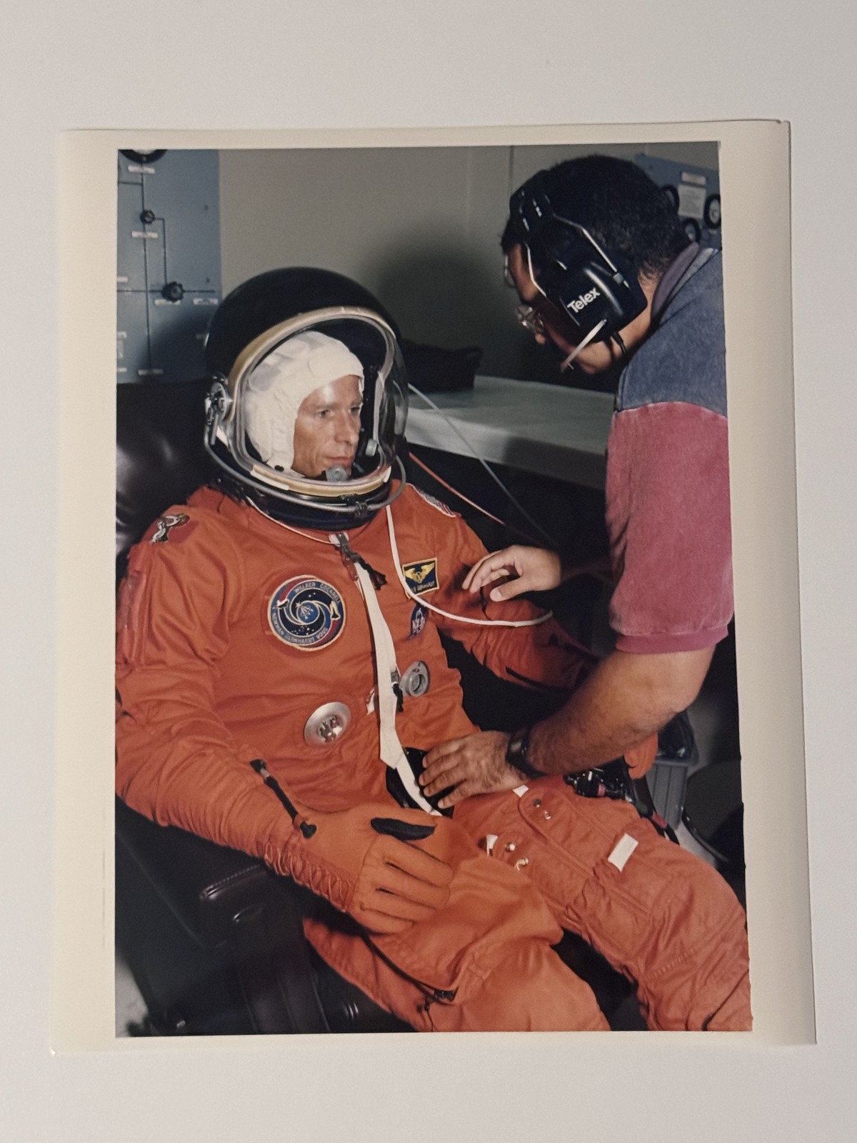 NASA STS-69 Michael Gernhardt Suitup Before Launch Press Photo