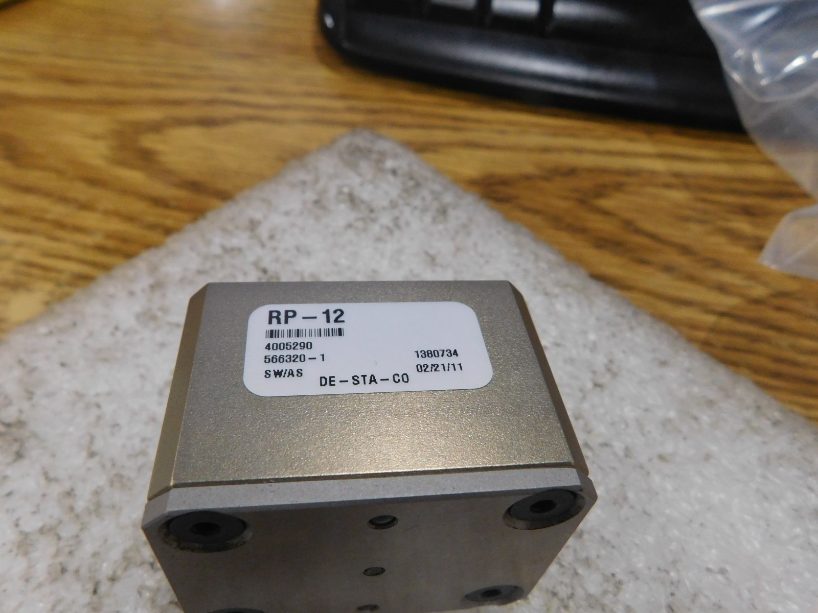 Robohand Model: RP-12  Parallel Gripper.  New Old Stock.  No Box