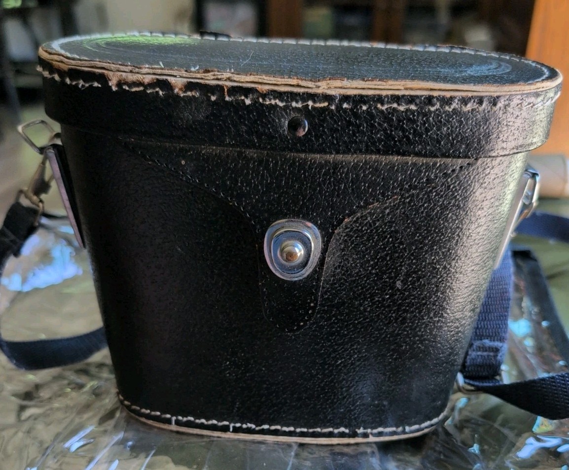 vintage JAPAN Black hard-shell binocular carrying case Red Inside NICE SHAPE