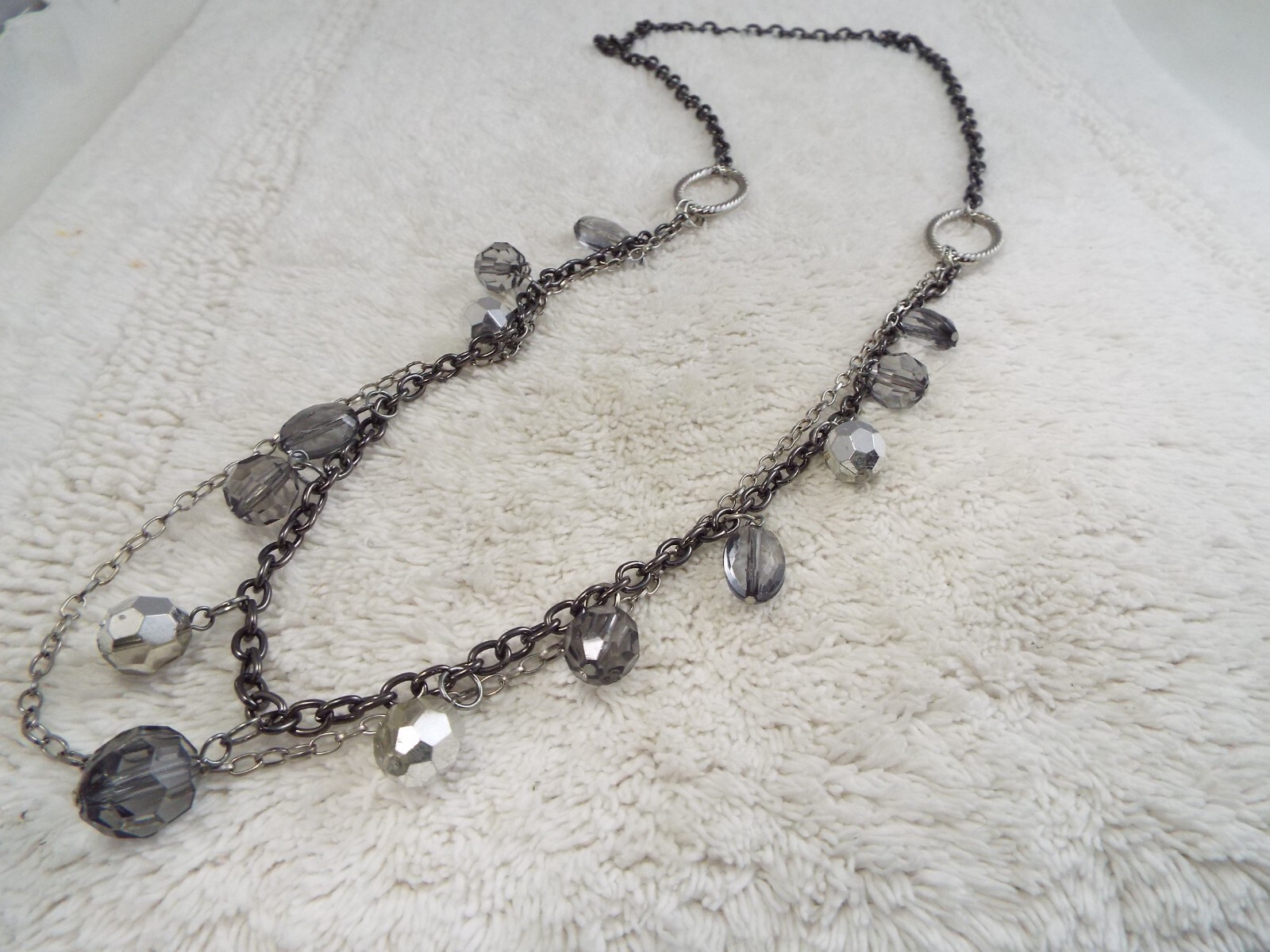 Silvertone Gunmetal Acrylic Bead Chain Necklace (A72)