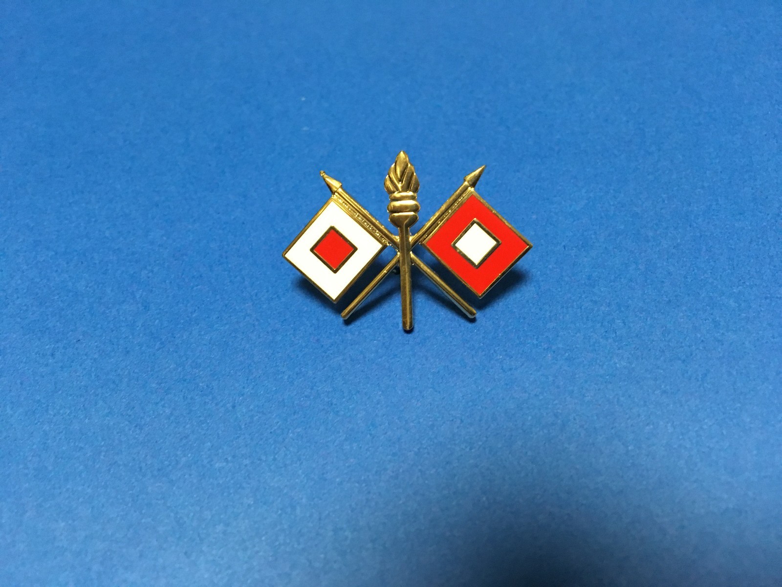 US ARMY SIGNAL CORPS HAT/LAPEL PIN