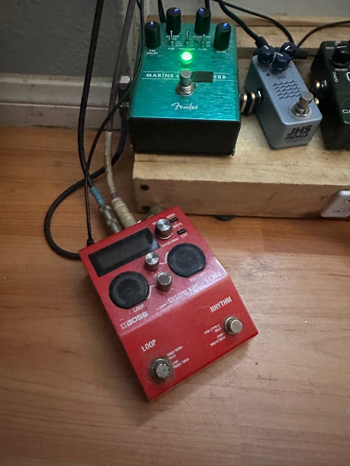 BOSS RC-10R Rhythm Loop Station Two-Track Looper Engine PRO