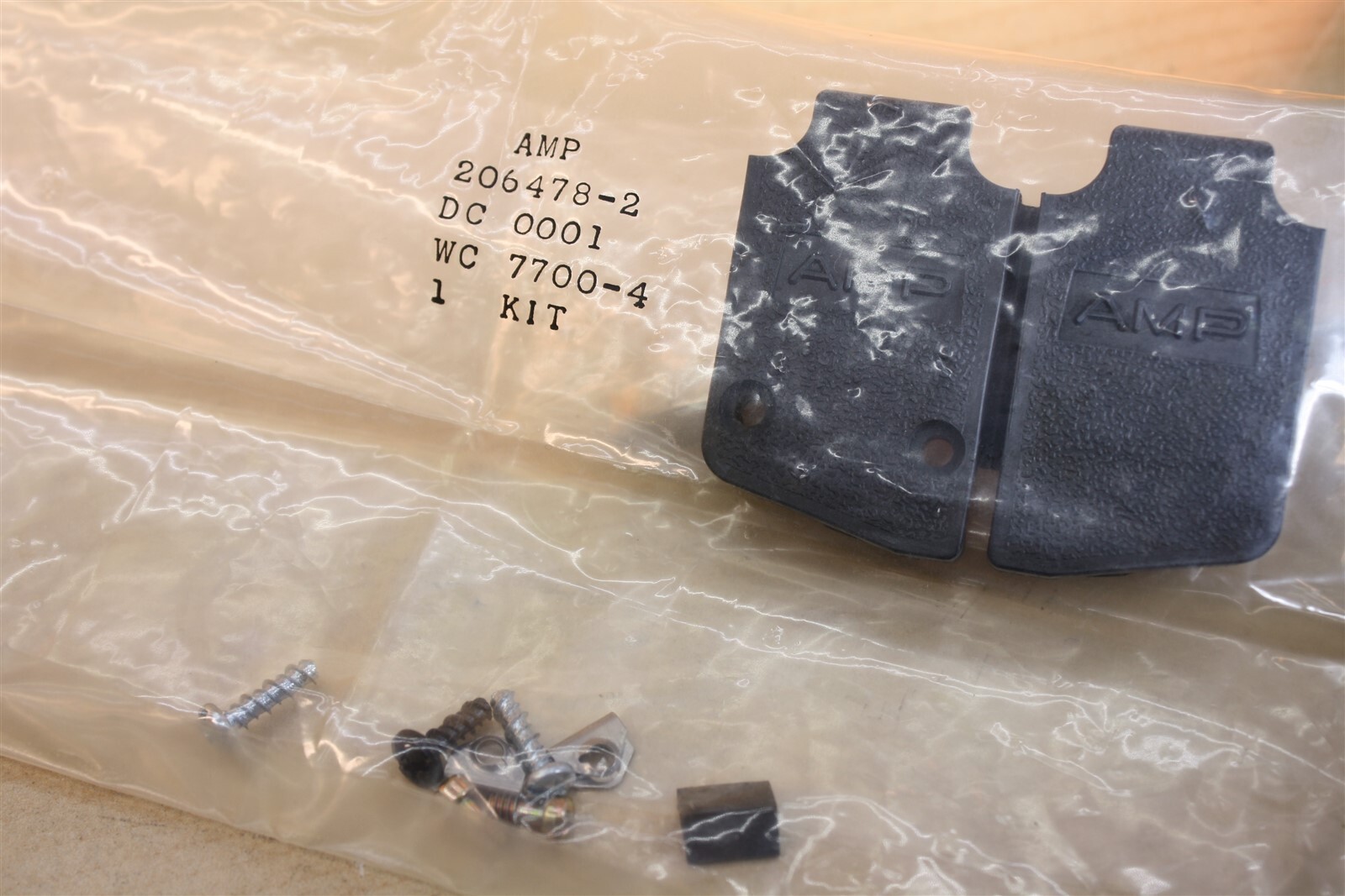 ITT Cannon DAU-15S D Sub Connector, 15 Position w/ Contacts & Backshell