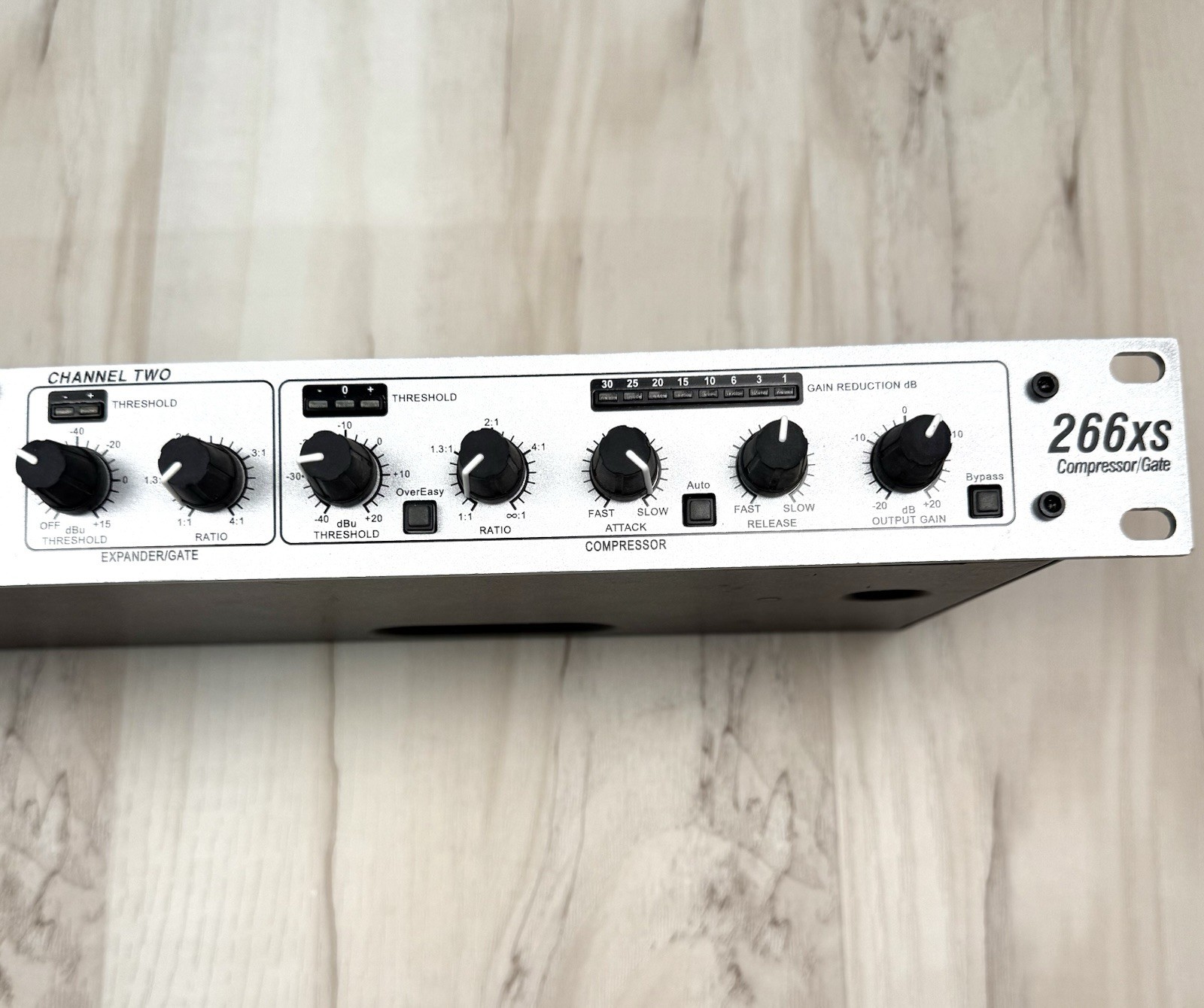 DBX 266xs 2-Channel Professional Audio Compressor/Gate Dynamic Effects Processor