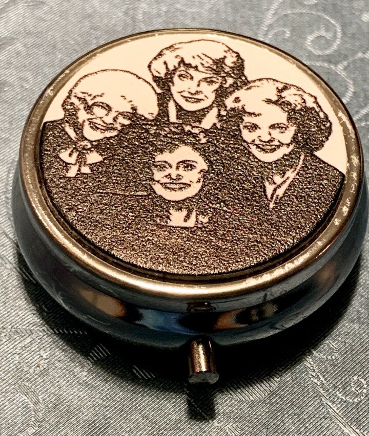 THE GOLDEN GIRLS~TINY 1-1/2" ROUND PILL BOX FOR TRAVEL~3 COMPARTMENTS