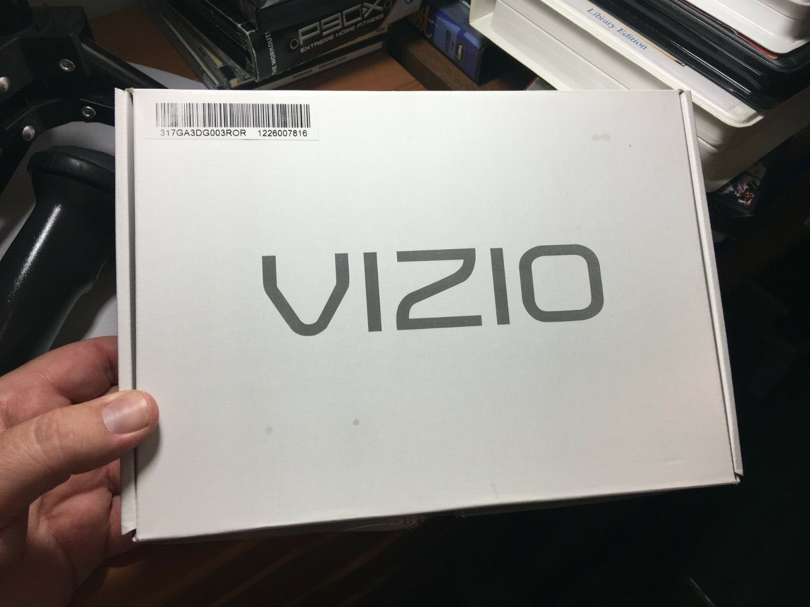 Vizio Theater 3D Glasses (4 pairs) w/ cleaning cloth....new open box items!