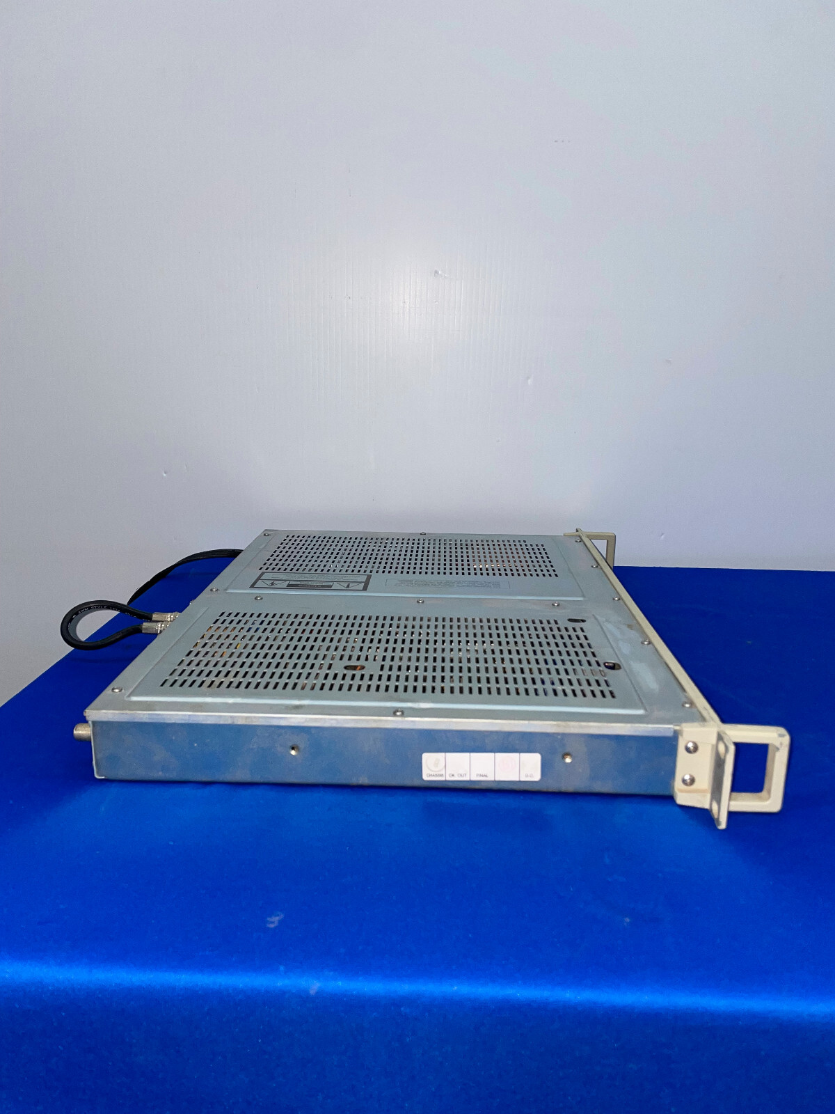 COMMUNICATION MICROWAVE CORP., TVM-102, COM WAVE, TELEVISION MODULATOR
