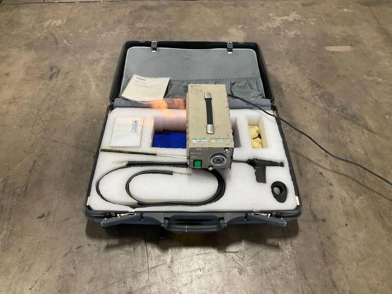 Olympus KLS-30IL Halogen Light Source w/ Fiber Optic Cable Case Accessories