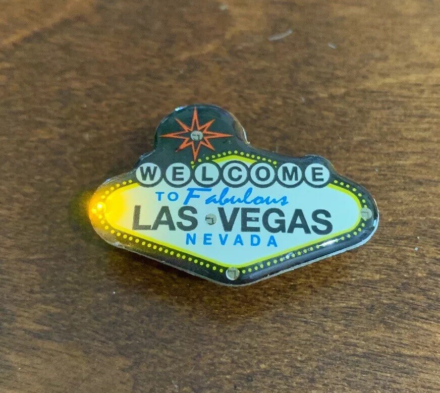 Las Vegas Welcome Sign Lighted Lapel Collector Pin Hat Jacket LED Lights New