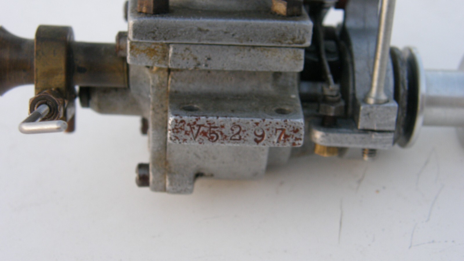 Hornet 60 Model Airplane Engine w/ Excellent Compression & Dual Ringed Piston