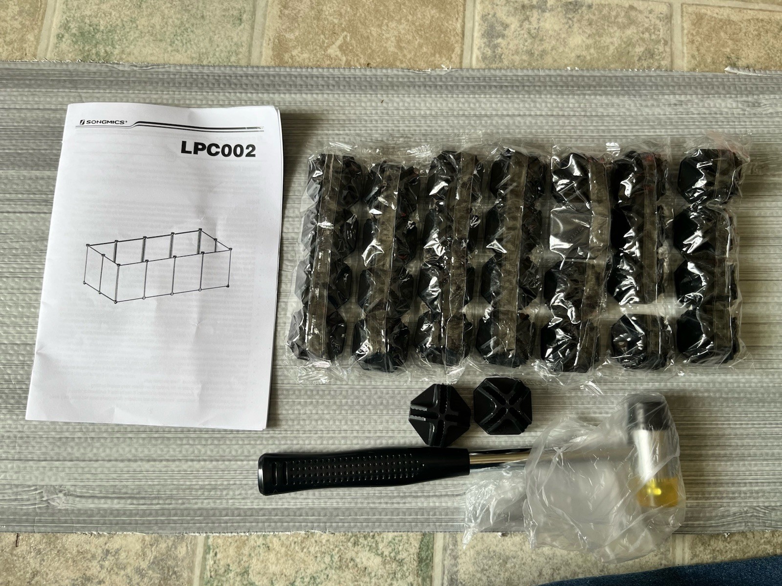 SONGMICS Pet Playpen - Black Grid Connectors 30 Count - Plus Manual And Hammer