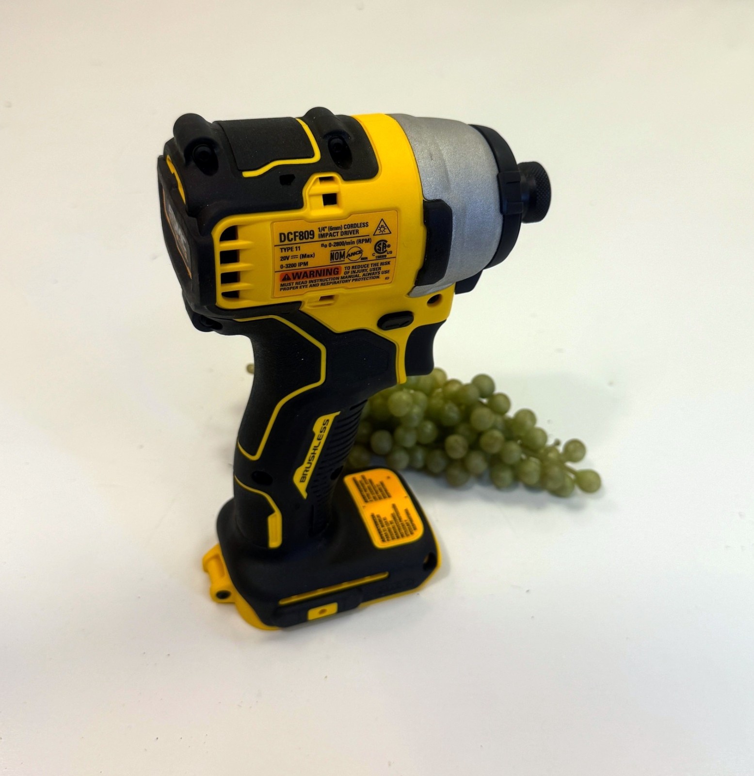 DeWALT DCF809 20-Volt MAX Lithium Ion 14-Inch Impact Driver - TOOL ONLY - UNUSED