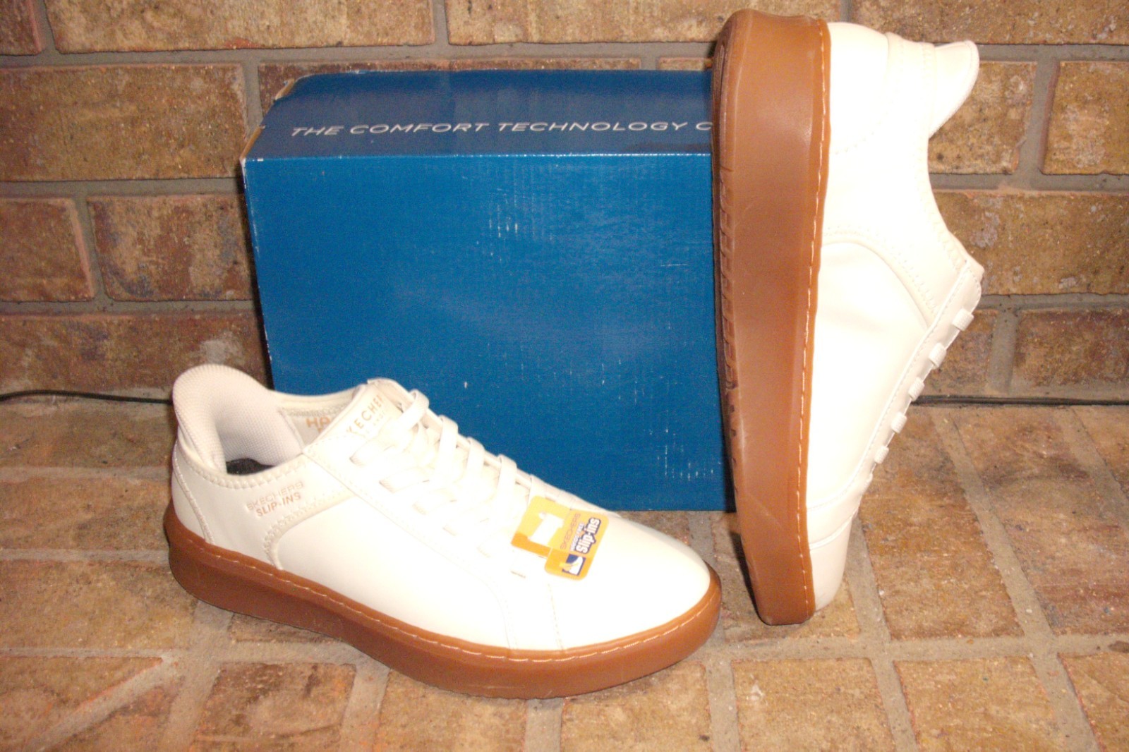 Skechers Slip-Ins Court Break-Double Vented/183177 Navy or White 8,9 D/SRP$75