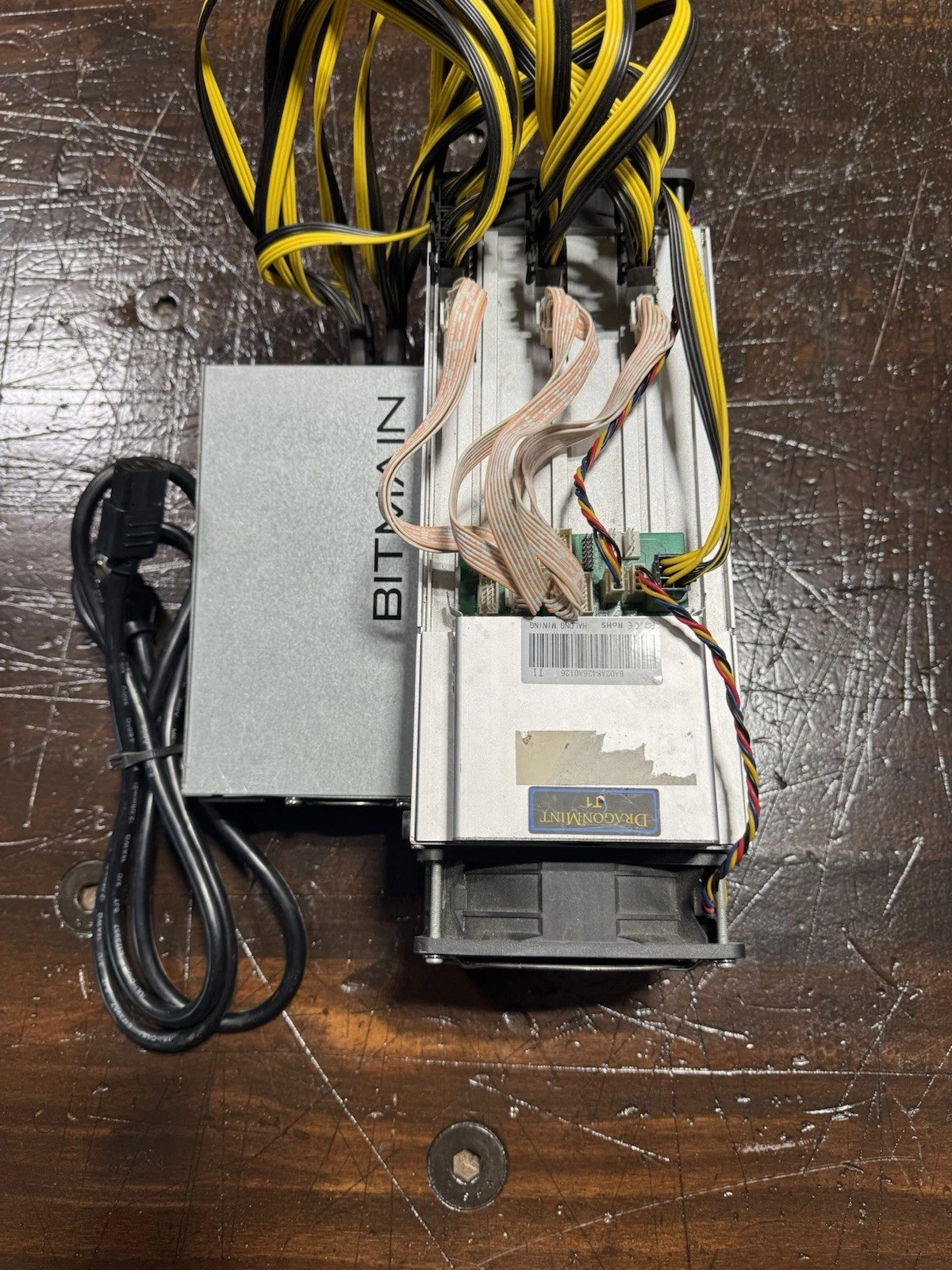 Lot of 4 BTC Miners - 3 Bitmain Antminer S9 (13.5Th) & 1 Dragonmint (16TH)