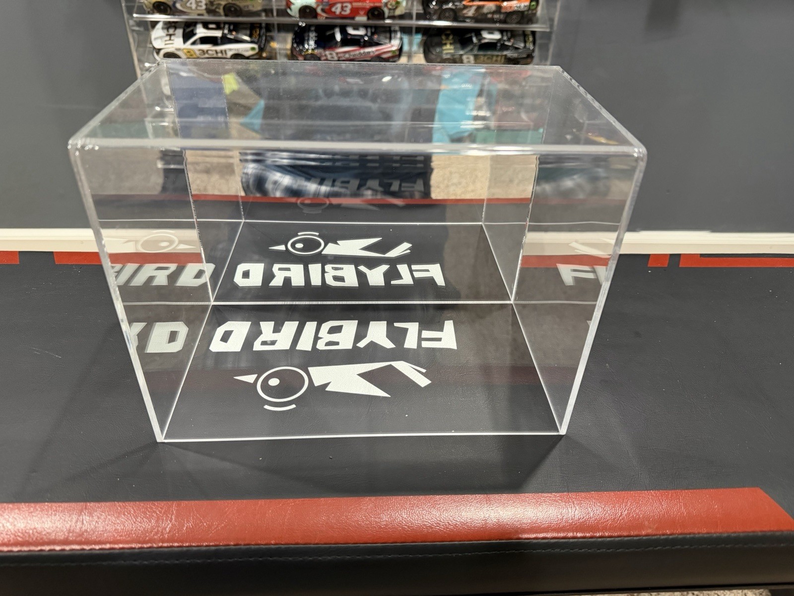 Mounted Memories Display Case Acrylic Top, Please Read!! Base Is Damaged