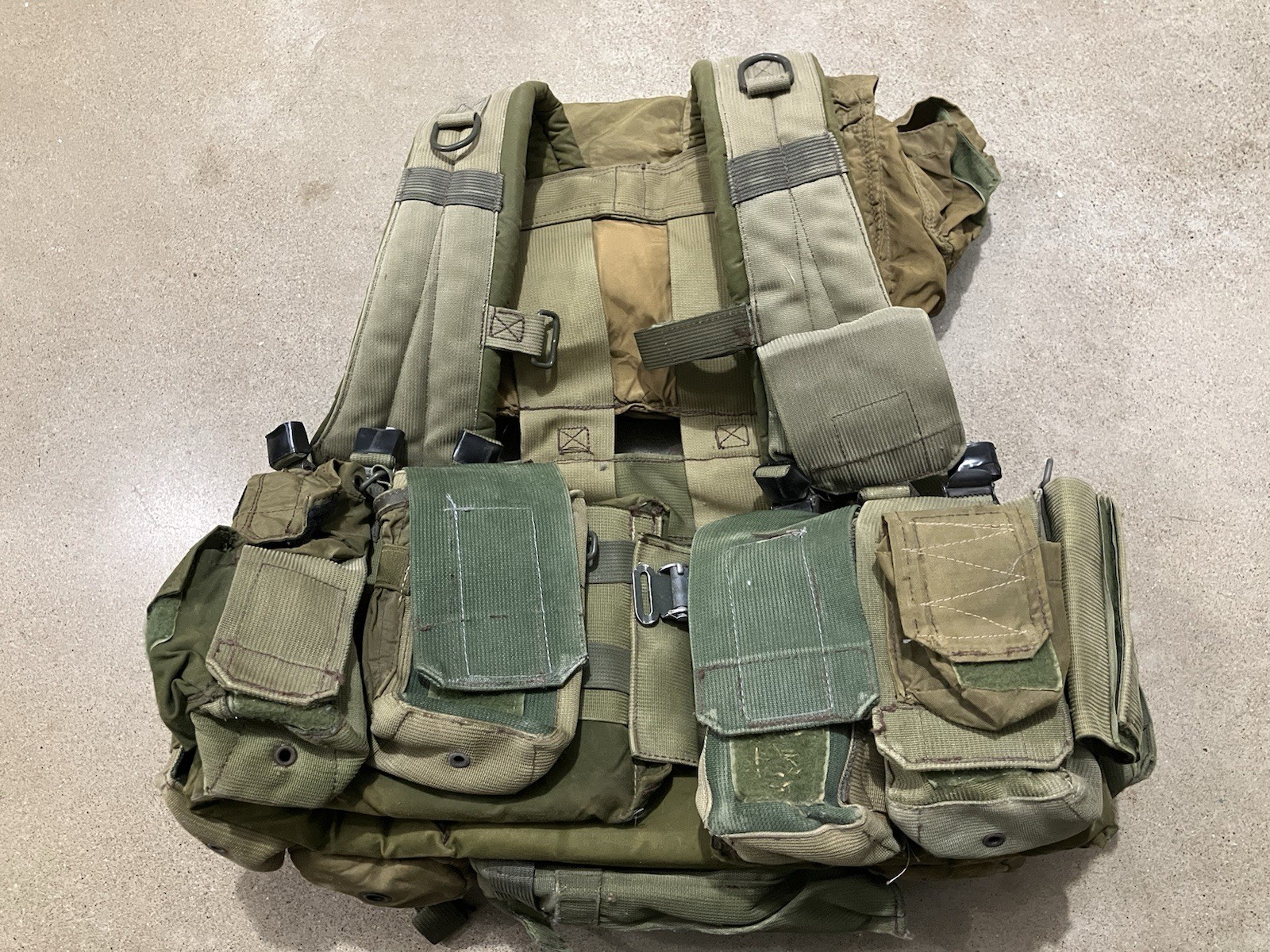OLDSCHOOL 90's 00's Combat load bearing Vest IDF Israeli OD Green/ Khaki