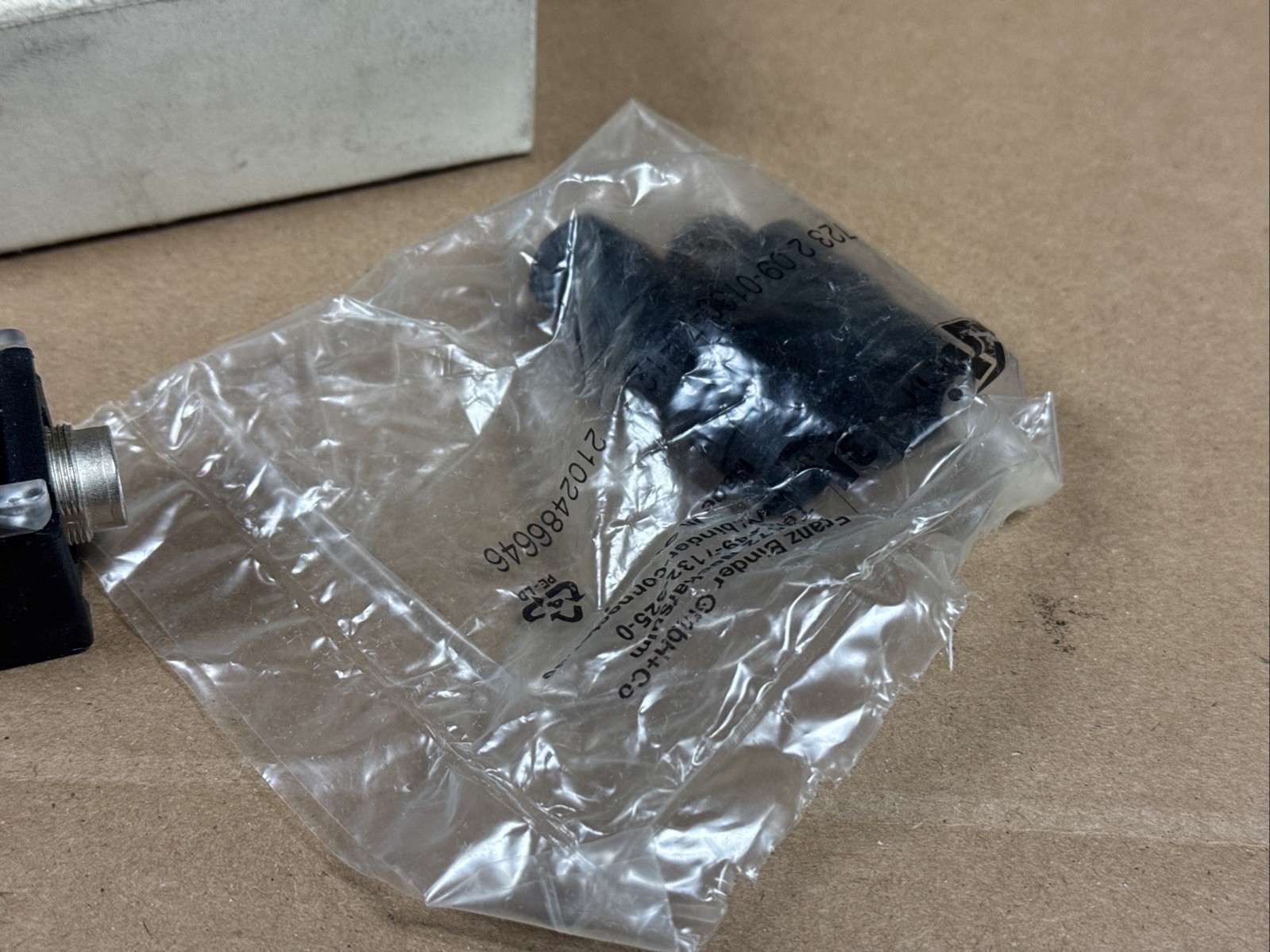 NEW SCHUNK FPS-A5 Control Head Sensor 0301802 FAST SAME DAY SHIPPING