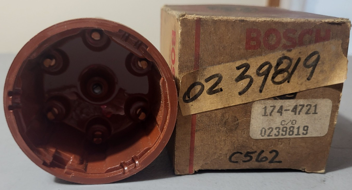 Bosch BA 174-4721 Distributor Cap-NEW Borg Warner C562