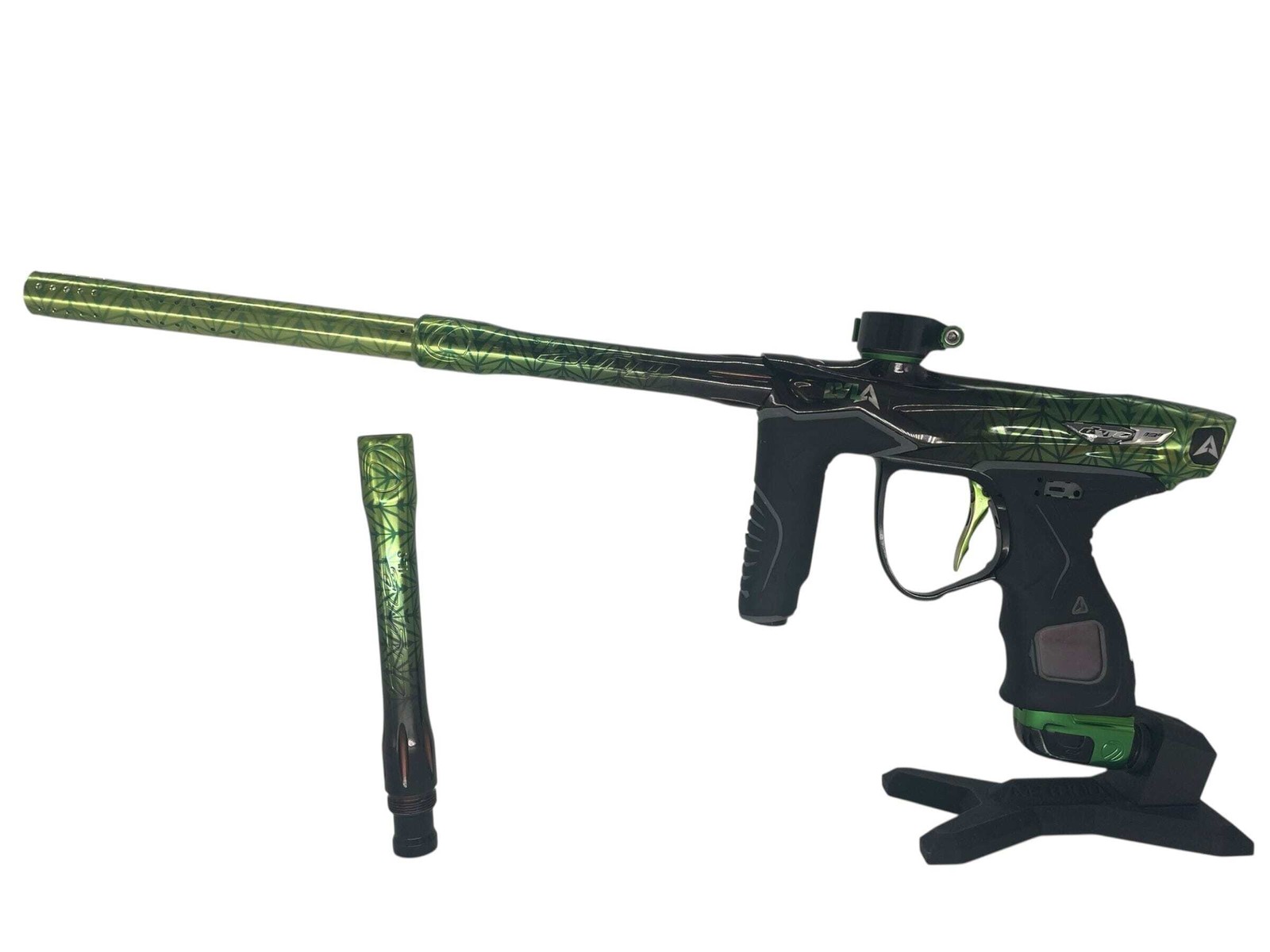 Dye M3+ LvL Paintball Gun