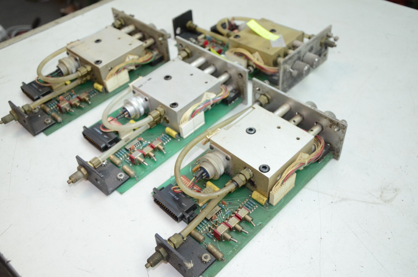 Edmunds E8013-4 E8013 Air Module From E8000 Trensetter Gaging Display System Lot