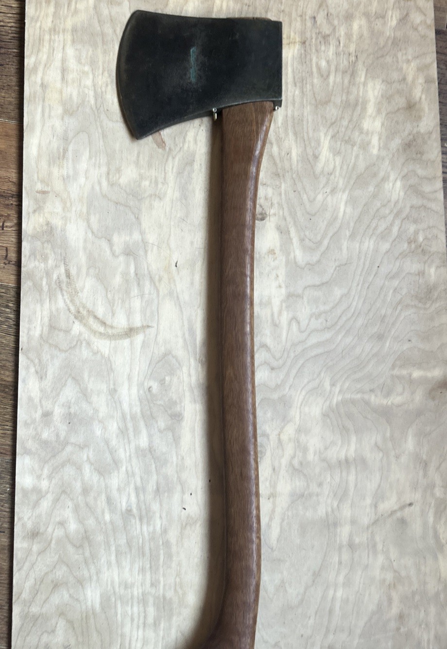 Hytest Cyclone 5.5lb Vintage Axe Hung On 30inch Gum Handle