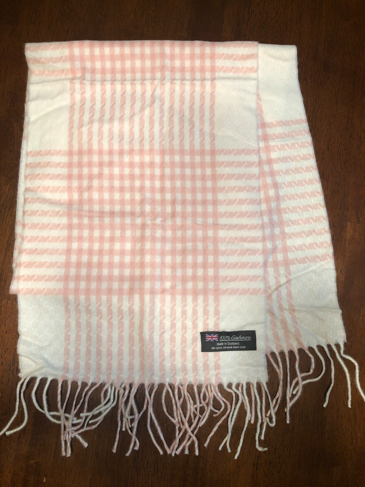 NEW Made In Scotland Pink Woven White Cashmere Fringe Hem Fashion Winter Scarf