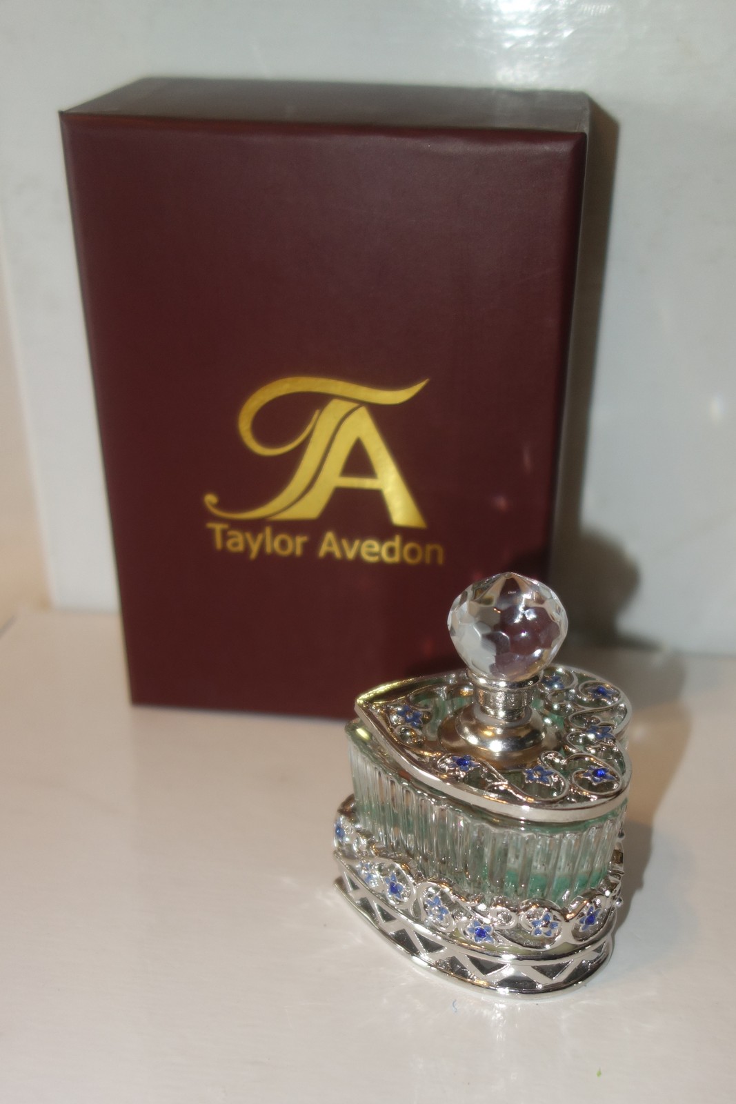 Taylor Avedon Collectible Decorative Perfume Bottle authentic new + box