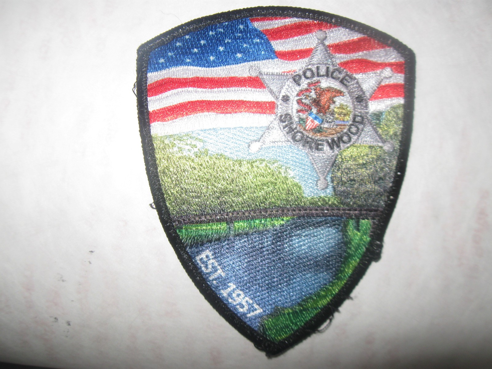 SHOREWOOD ILLINOIS POLICE PATCH (RARE OBSOLETE VERSION)